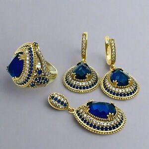 Elegant Blue and Gold Jewelry Set